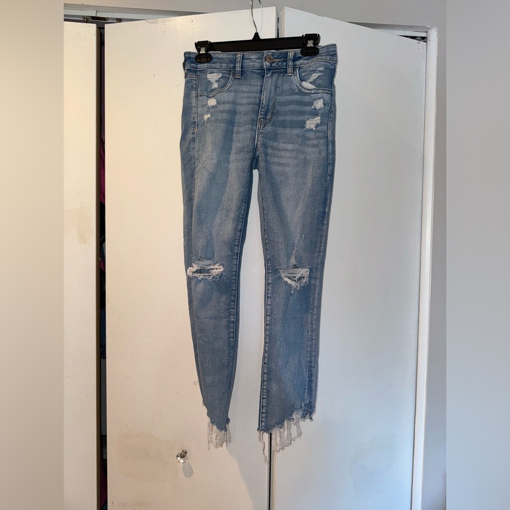 American Eagle women’s jeans